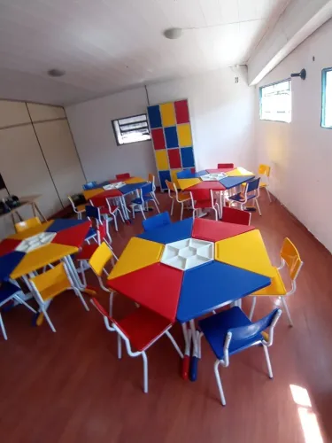 Mesa infantil escolinha