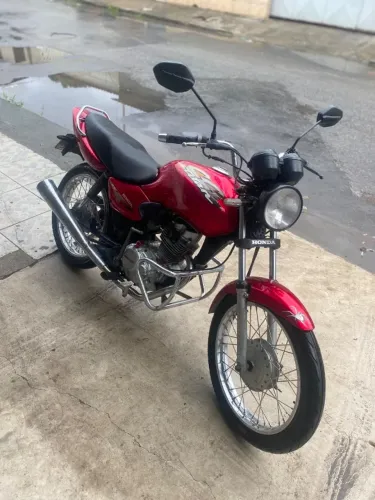 TITAN 2000
