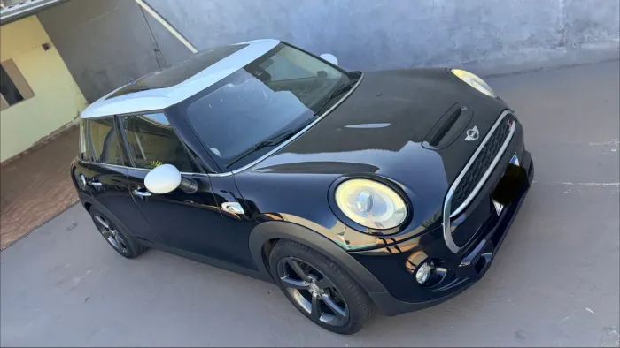 Mini Cooper S 2.0 Turbo 16V 5P Aut. 2015