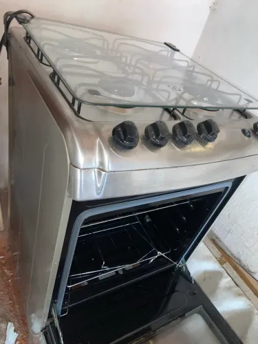 Fogão 4 Bocas Acendimento Elétrico Inox Brastemp