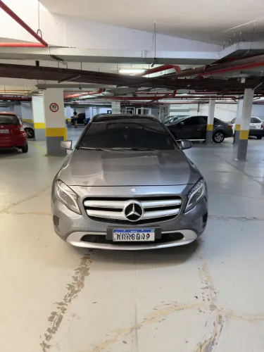 Mercedes-Benz GLA 200 Vision 1.6/1.6 TB 16V Flex Aut. 2015