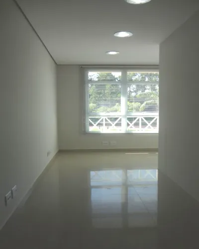 SALA COMERCIAL 41,68m² PARA VENDA POR R$380.000,00 NO PRAÇA MAIOR SOROCABA