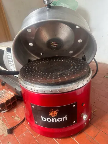 Forno, chapa e vitrine