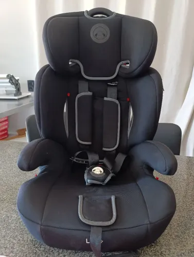 Cadeirinha Infantil para carro Safemax Fix 2.0 Isofix 9-36 Kg Preta Litet