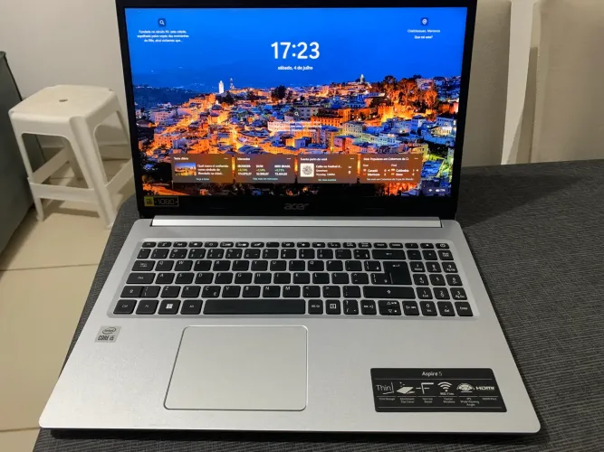 Notebook Acer i5