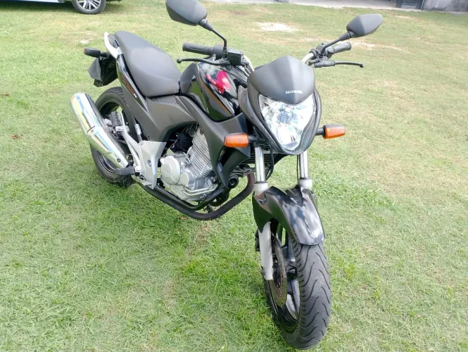 CB300