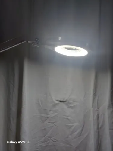 Luminária de Pé Articulável ESTEK com Lupa Luminária de chão com braço articulável