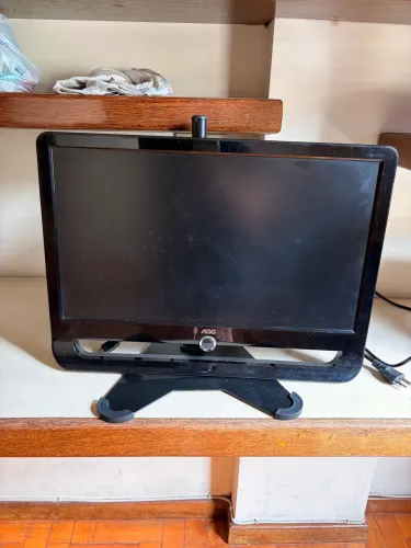 Monitor AOC 23 polegadas com adaptador HDMI