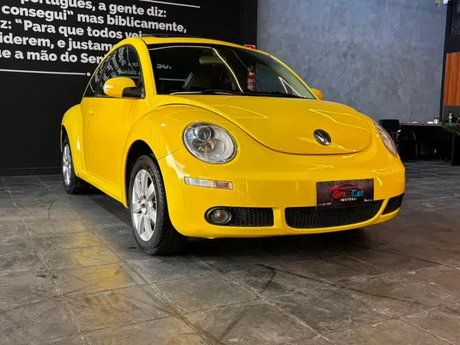 Volkswagen New Beetle 2.0 MI Mec./aut. 2009