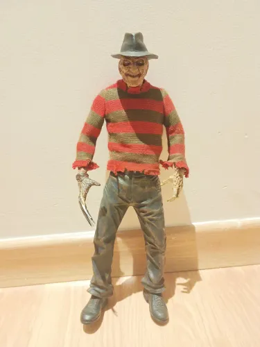 Boneco freddy krueger a hora do pesadelo 1:6