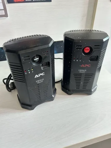 Estabilizador APC Hexus 500VA - OPORTUNIDADE