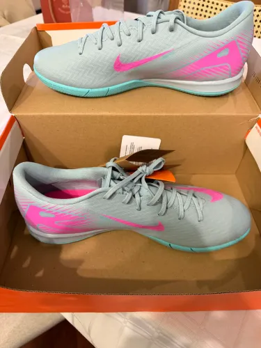 Chuteira futsal Nike mercurial vapor 16 academy ic (nova)