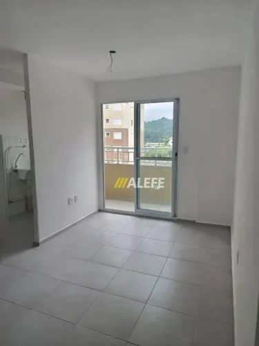 Apartamento com 2 dormitórios para alugar, 50 m² por R$ 1.732,00/mês - Maria Paula - São G