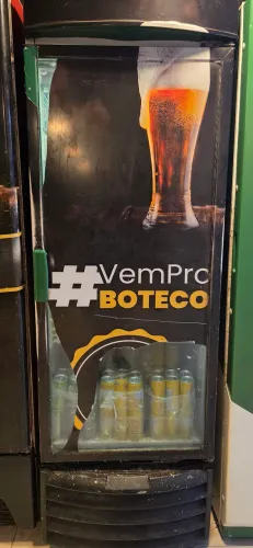 Frezer vertical expositor 558 L