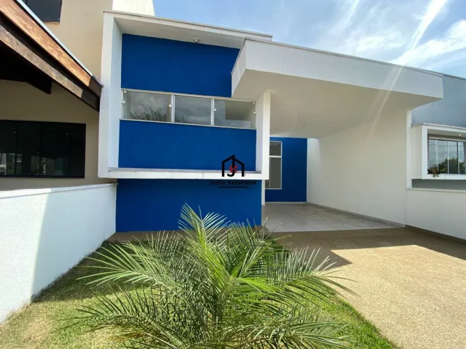Casa com 2 dormitórios sendo 1 suíte no Residencial Laguna em Pindamonhangaba