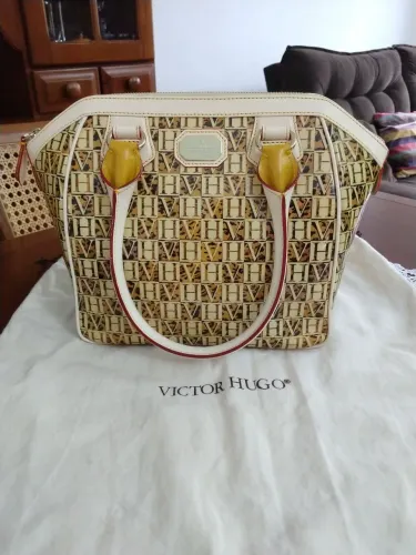 Bolsa Victor Hugo