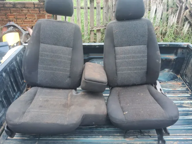 Bancos dianteiro ranger ano 2010. Vendo 1.000reais