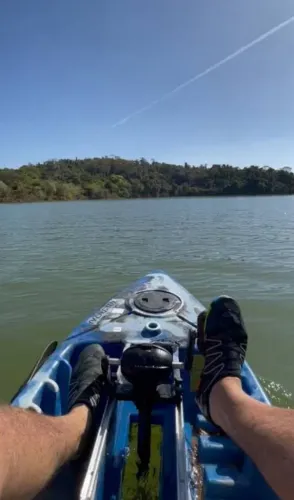Caiaque de pesca com Pedal
