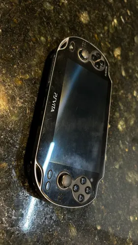 Ps Vita + Lego Avengers + Lego Batman 3