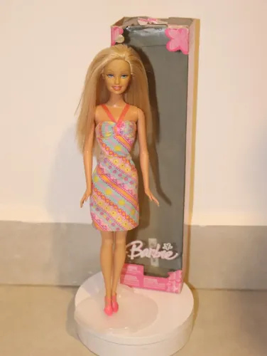Boneca Barbie Chic 2005