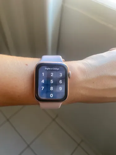 RELÓGIO SMARTWATCH APPLE - SERIE 4 - 40MM - ROSE GOLD