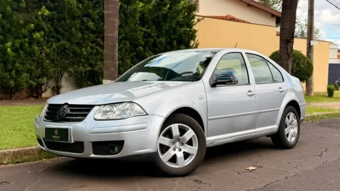 Volkswagen Bora 2.0/ 2.0 Flex 8V Aut. 2009