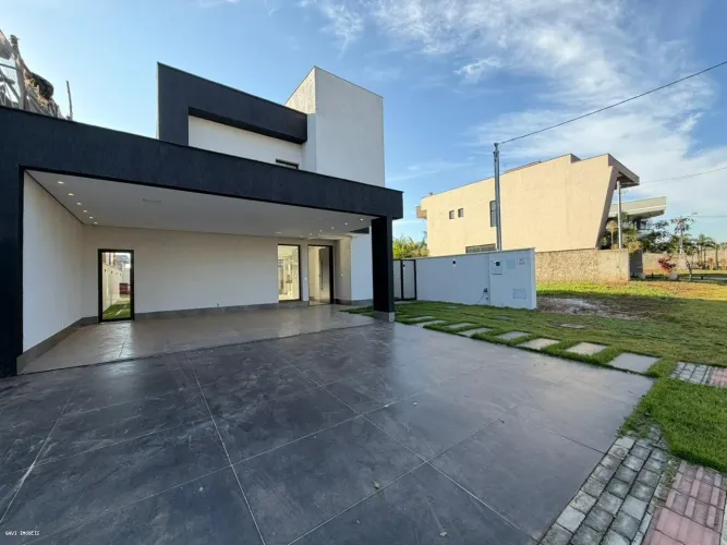 Casa em Condomínio para Locação em Aparecida de Goiânia, Residencial Parqville Jacarandá,