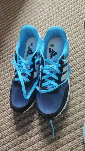 Tênis Adidas masculino 39