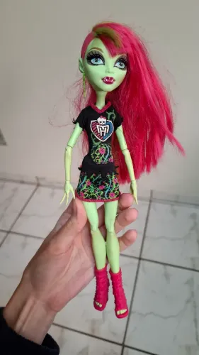 Venus McFlytrap versão Ghoul Spirit