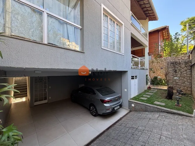 Casa à venda com 3 quartos, suíte e 2 vagas de garagem no bairro Fernão Dias em Belo Horiz