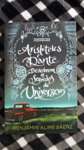 LIVRO ARISTÓTELES E DANTE DESCOBREM OS SEGREDOS DO UNIVERSO
