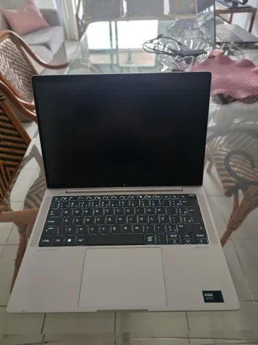 Notebook HP Elitebook 1040 G11 i5-15th 32gb ram ddr5 placa intel arc LEIA DESCRIÇÃO!