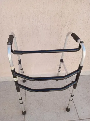 Andador