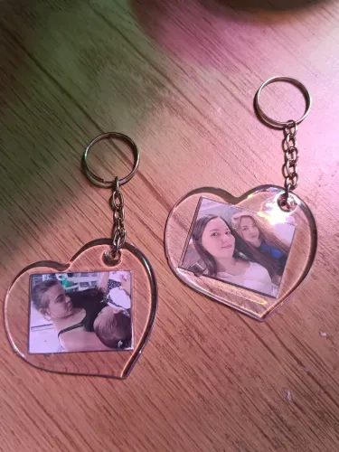 Chaveiro de acrílico personalizado com foto