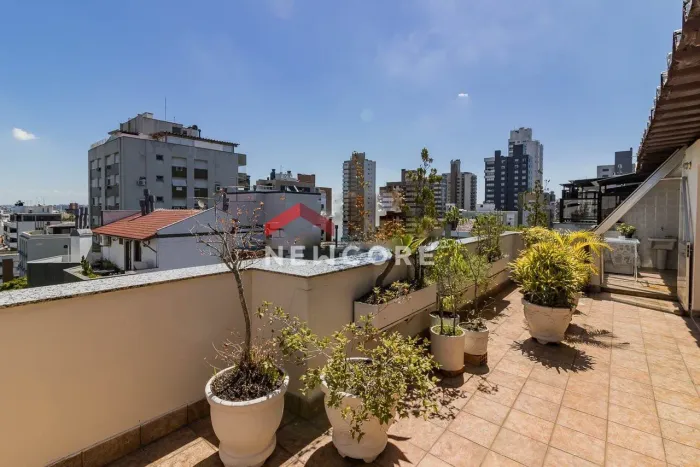 Cobertura em Avenida Iguassu - Petrópolis - Porto Alegre/RS
