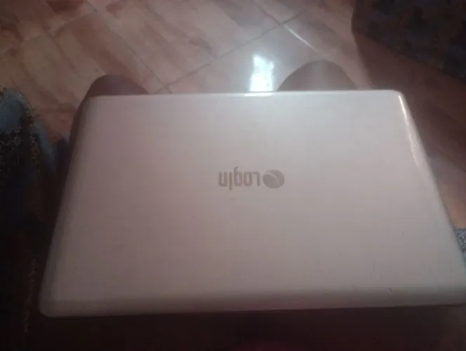Vendo notebook para retirada de peças