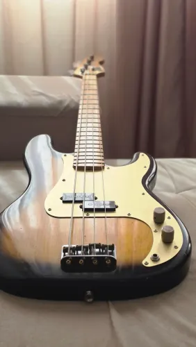 Baixo Precision Grs Custom
