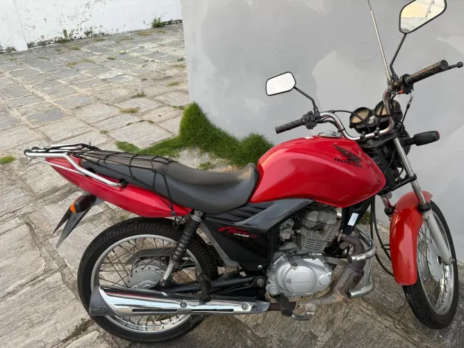 Moto nova tudo em dia
