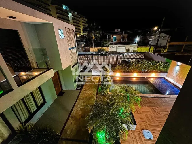 Sobrado à Venda, 3 dormitórios, 1 suíte, 1 vaga, 111m², Cidade Jardim, Caraguatatuba, SP