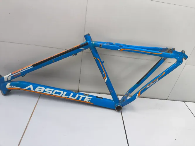 QUADROS DE BIKE TAMANHOS M(17) G(19)