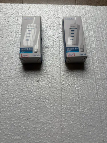 Conector USB com 4 entradas