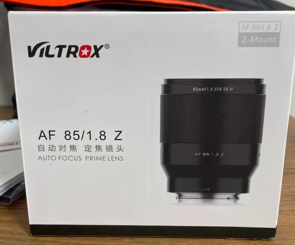 VILTROX 85mm 1.8 - Lacrada - Sem juros!