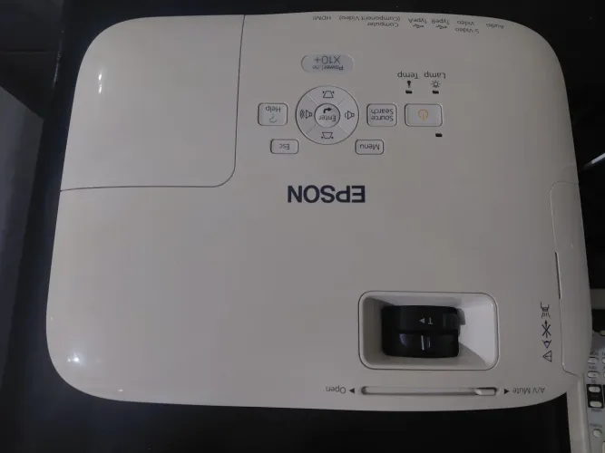 Projetor Epson Powerlite X10+