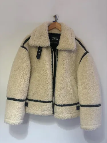 Jaqueta faux Zara