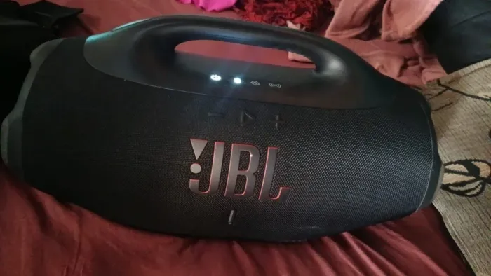 Vendo caixa de som JBL original 