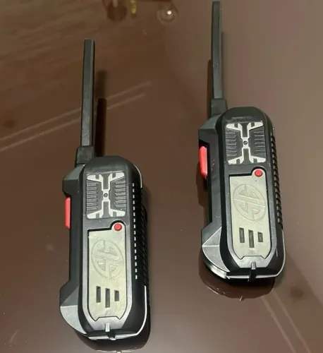 Par de Walkie-Talkies Infantis Spy Gear - Em Bom Estado!