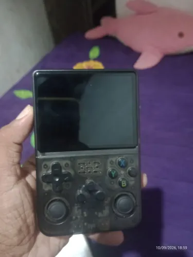 Vídeo game portátil retrô