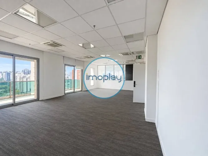 Sala comercial de 157 m² com 4 vagas no Campo Belo