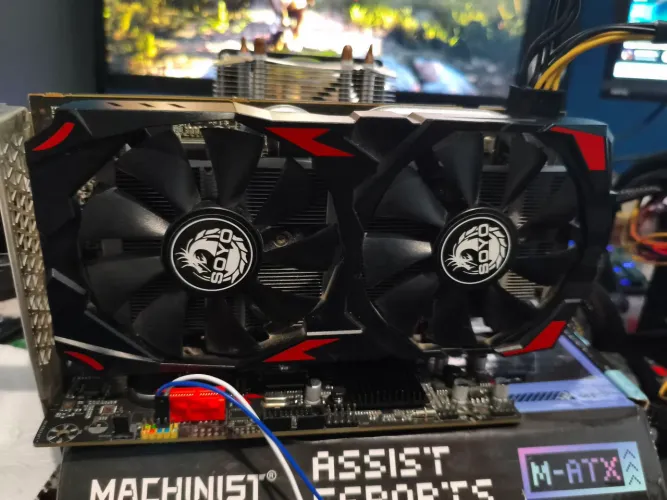 Rx 580 8 gb Defeito/Retirada de peças