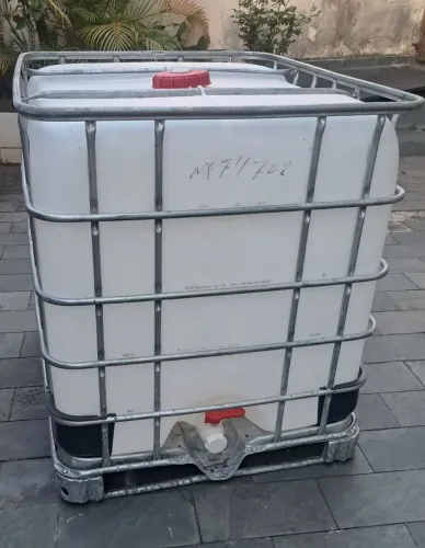 Container IBC 1000 litros bombona tanque com grade